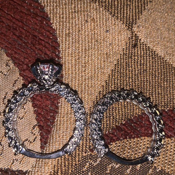 Women’s wedding band set - Picture 5 of 6